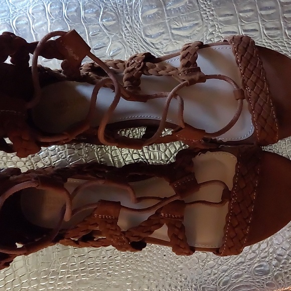 Medium brown faux suede gladiator sandals - Picture 3 of 8